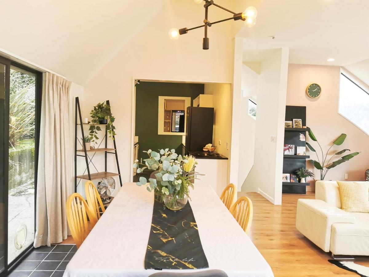 Queenstown Lakeview Holiday Home-5Mins To Town المظهر الخارجي الصورة